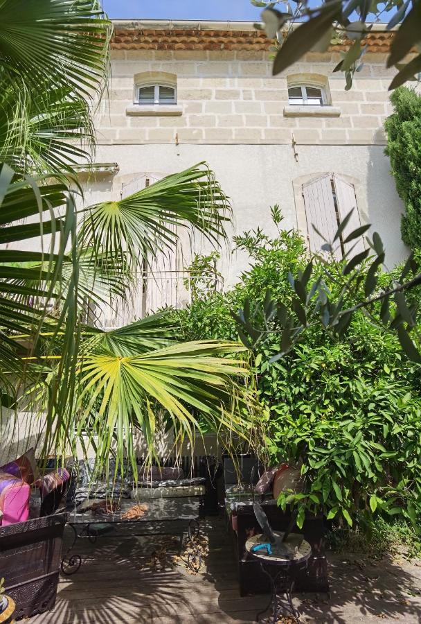 Le Clos Des Consuls Tarascona Esterno foto